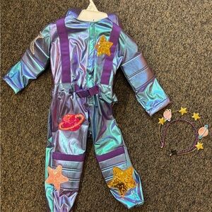 Pottery Barn Kids Astronaut Galactic Costume - Purple and Gold. Light up battery